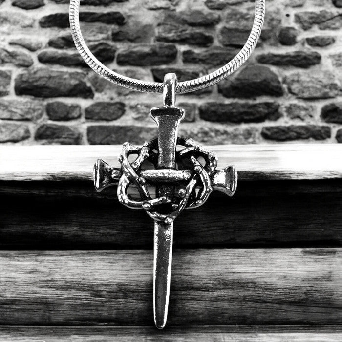 Nail Crown Cross On Snake Chain